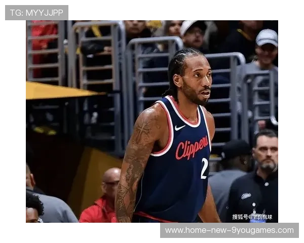 伦纳德弧顶急停命中，快船在关键时刻稳住心态