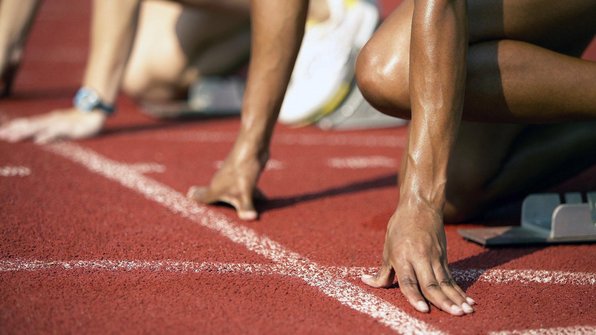 “亲子奔跑，香港牛仔3K亲子跑让亲情与运动融合”